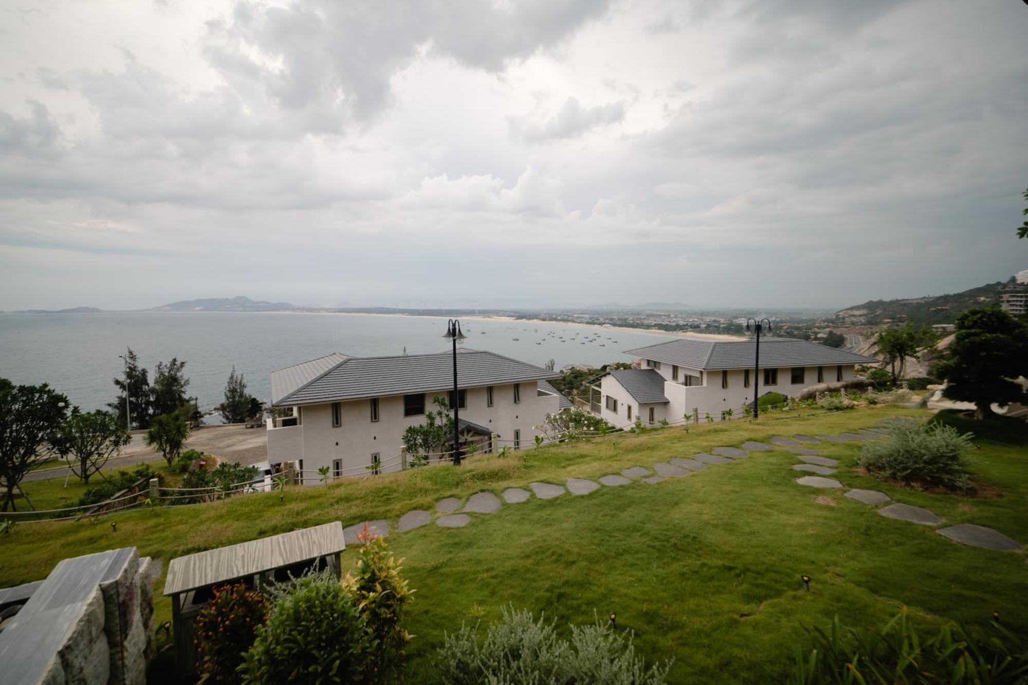 Crown Retreat Quy Nhon Resort מראה חיצוני תמונה